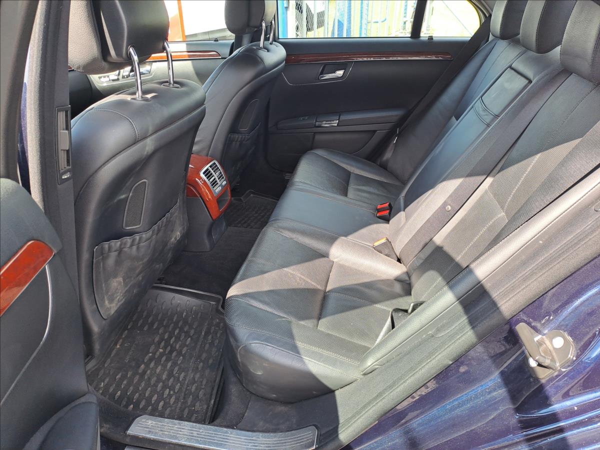 mercedes-benz-tridy-s-320-cdi-4matic-automat - 6