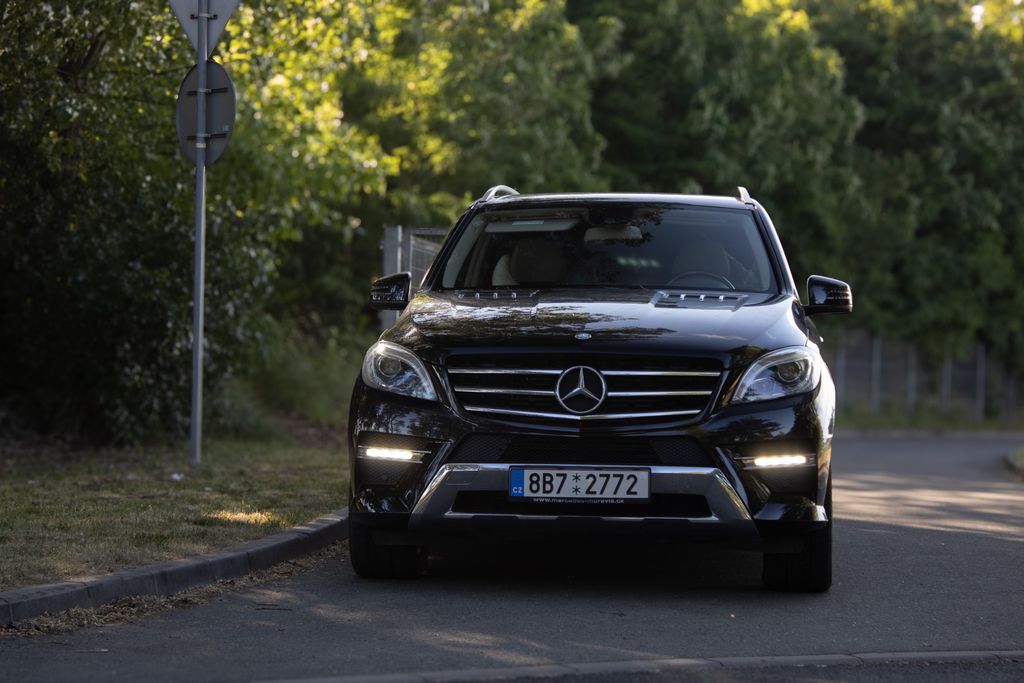 mercedes-benz-tridy-m-servisovane-amg-paket-tazne-dph - 1