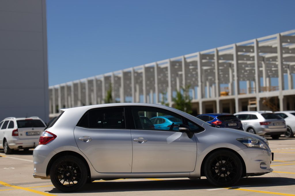 toyota-auris-bemani-servisovane - 3