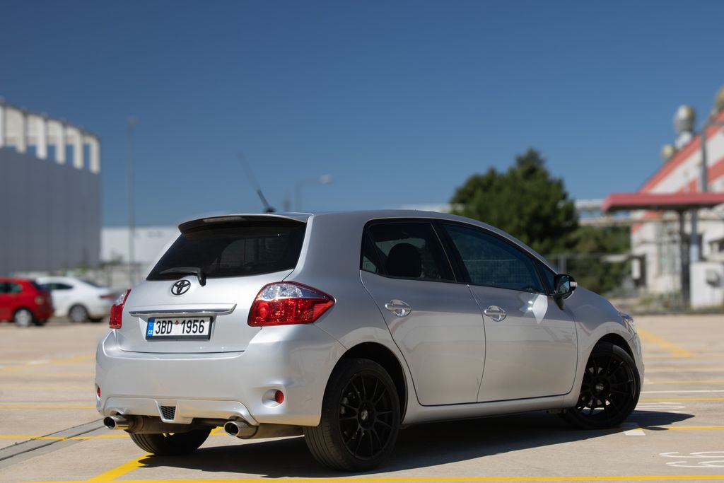 toyota-auris-bemani-servisovane - 4