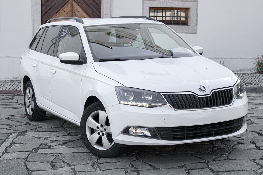 skoda-fabia - 2