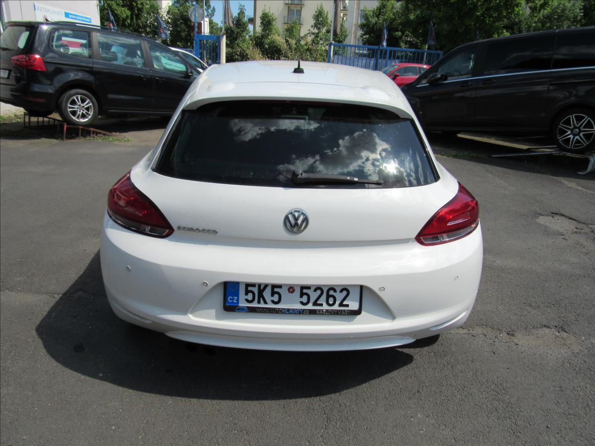 volkswagen-scirocco-1-4-tsi-90kw - 4