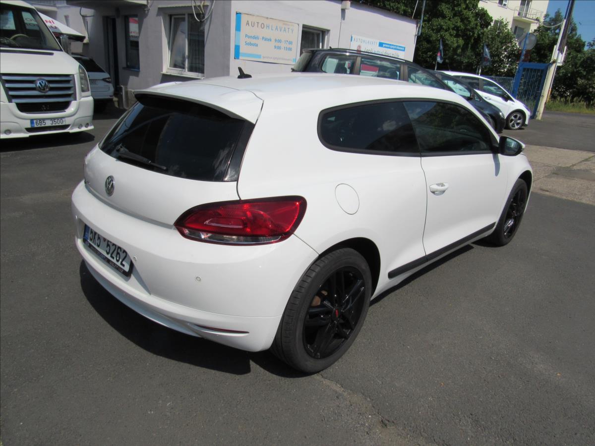 volkswagen-scirocco-1-4-tsi-90kw - 5