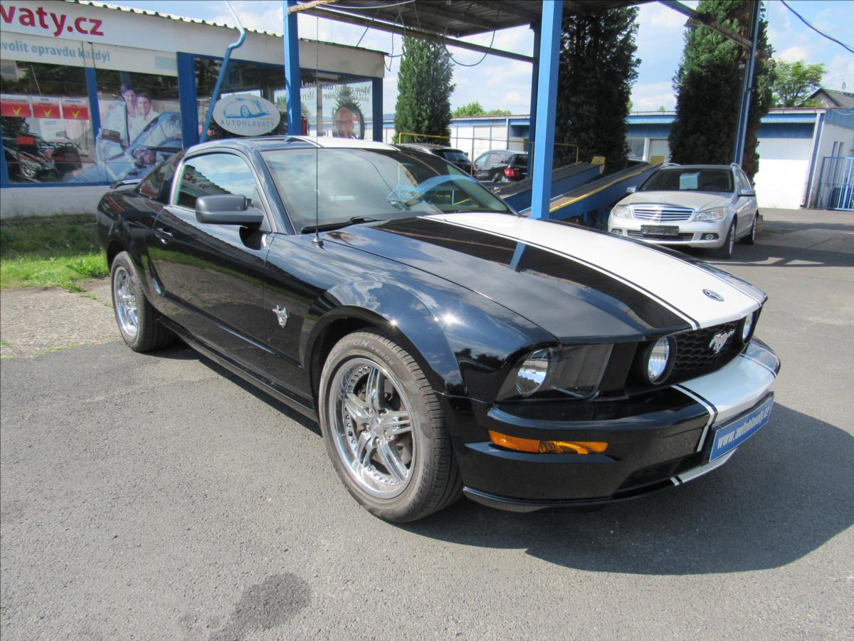 ford-mustang-4-6-l-v8-gt-224kw - 2