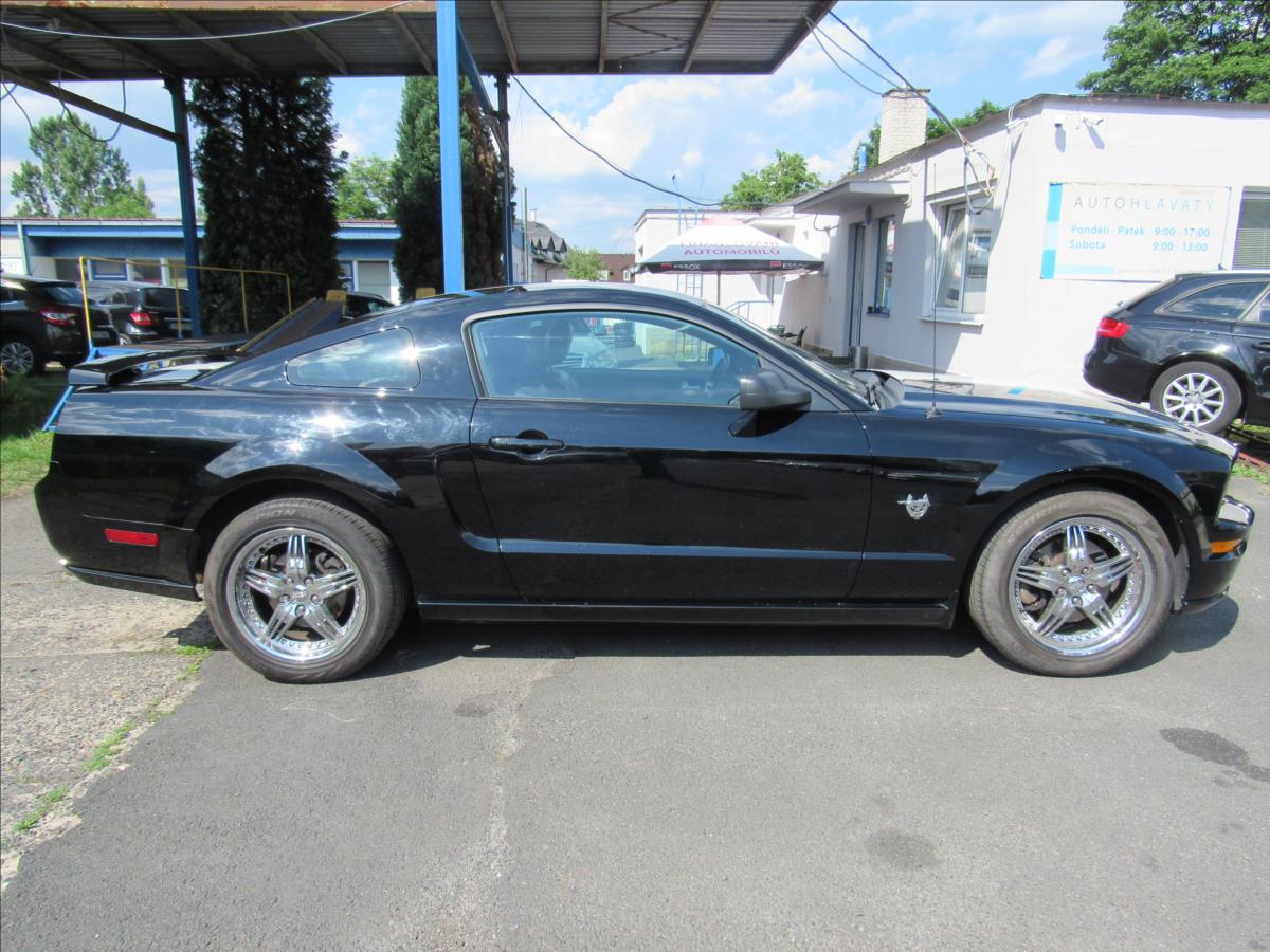 ford-mustang-4-6-l-v8-gt-224kw - 7