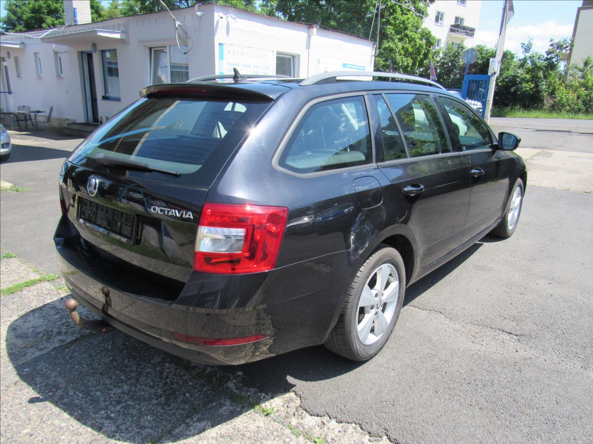 skoda-octavia-1-6-tdi-85kw-style - 5