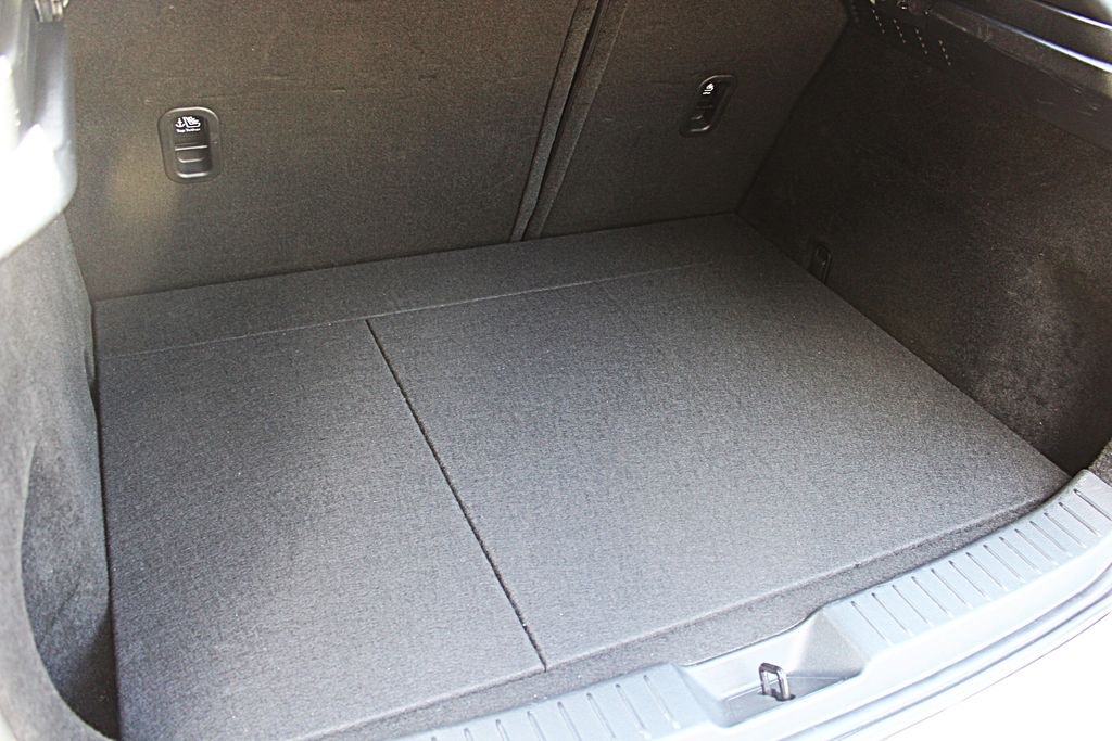 mazda-cx-30-2-0i-e-skyactiv-g - 9