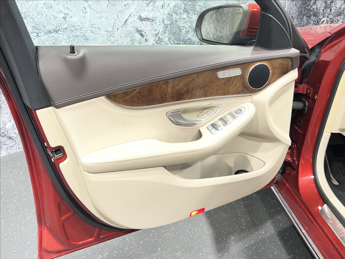 mercedes-benz-tridy-c-2-1-cdi-exclusive-panorama - 7