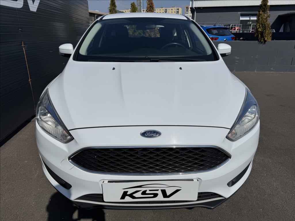 ford-focus-1-6 - 3