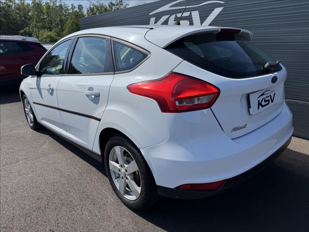 ford-focus-1-6 - 8