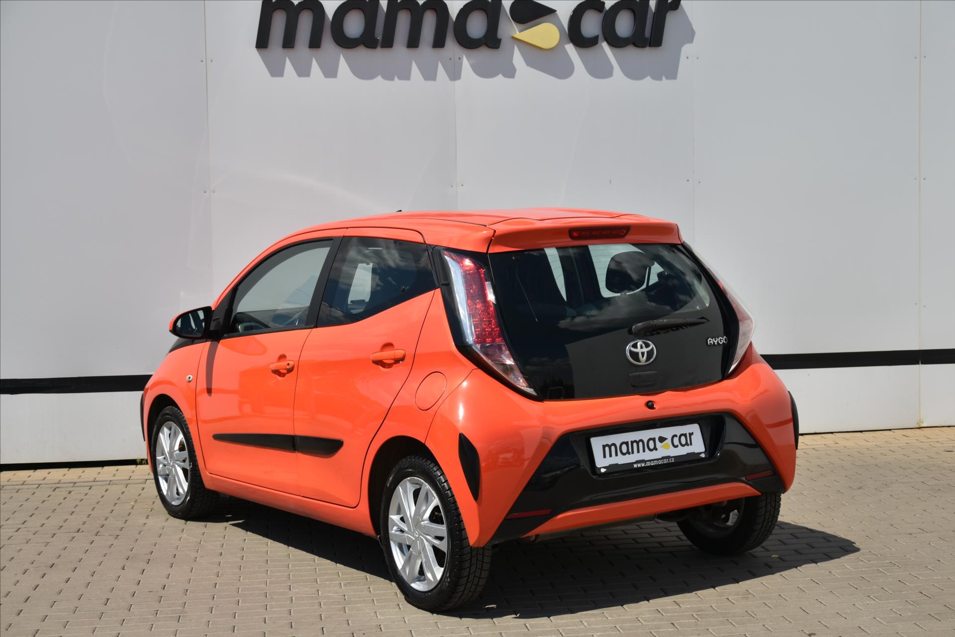 toyota-aygo-1-0-vvt-i-51kw-x-play - 4