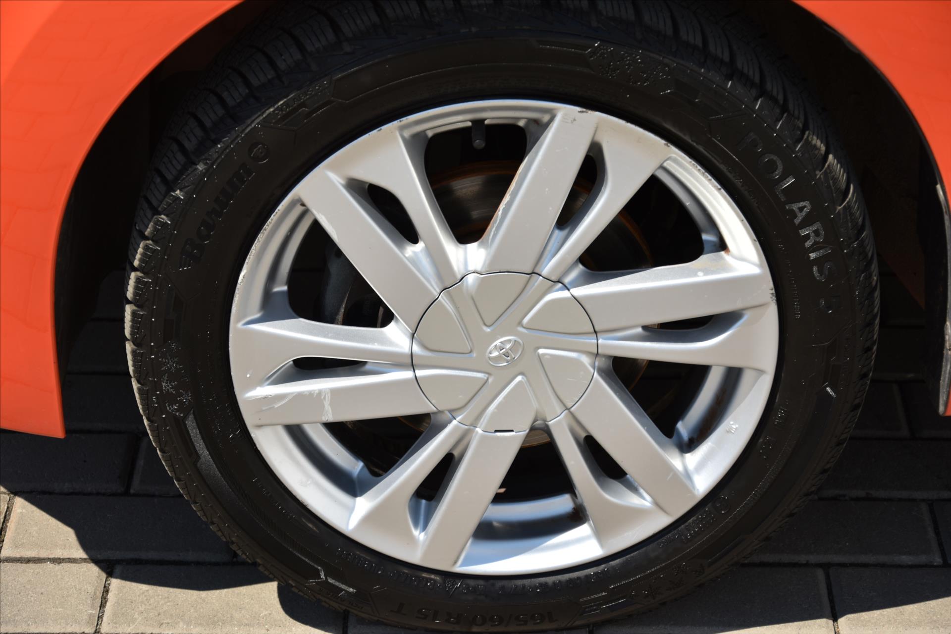 toyota-aygo-1-0-vvt-i-51kw-x-play - 8