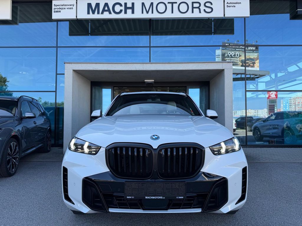 bmw-x5-30d-xdrive-nezavisle-dovery-tz-m-pro-pano-hk - 1