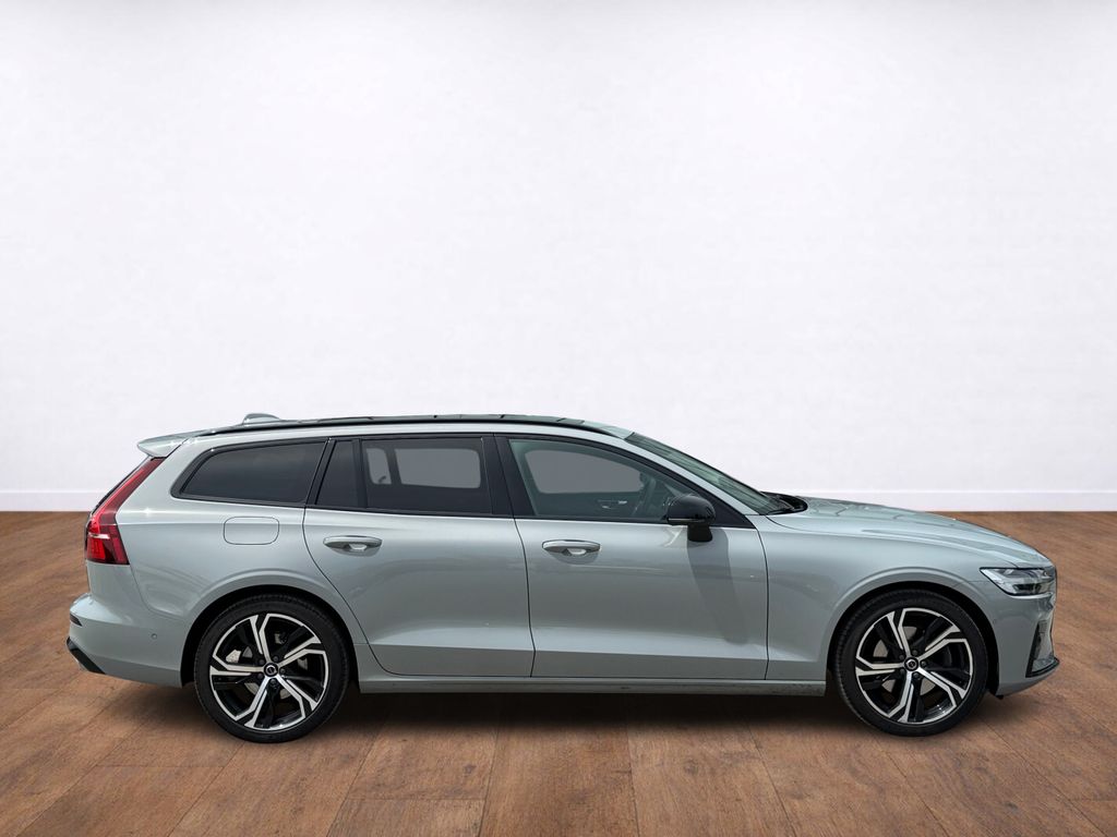 volvo-v60-plus-dark-b4-360-panorama-head-up - 5