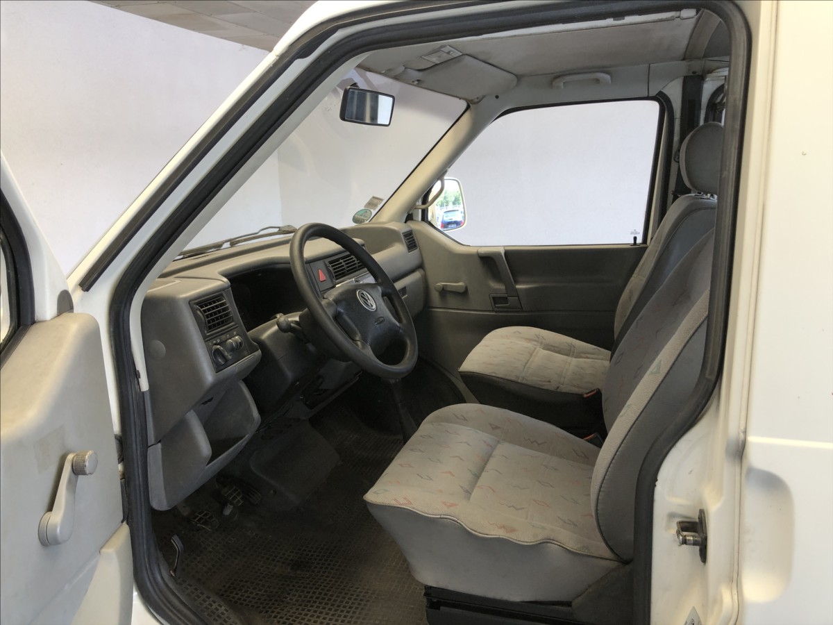 volkswagen-transporter-2-5-tdi - 8