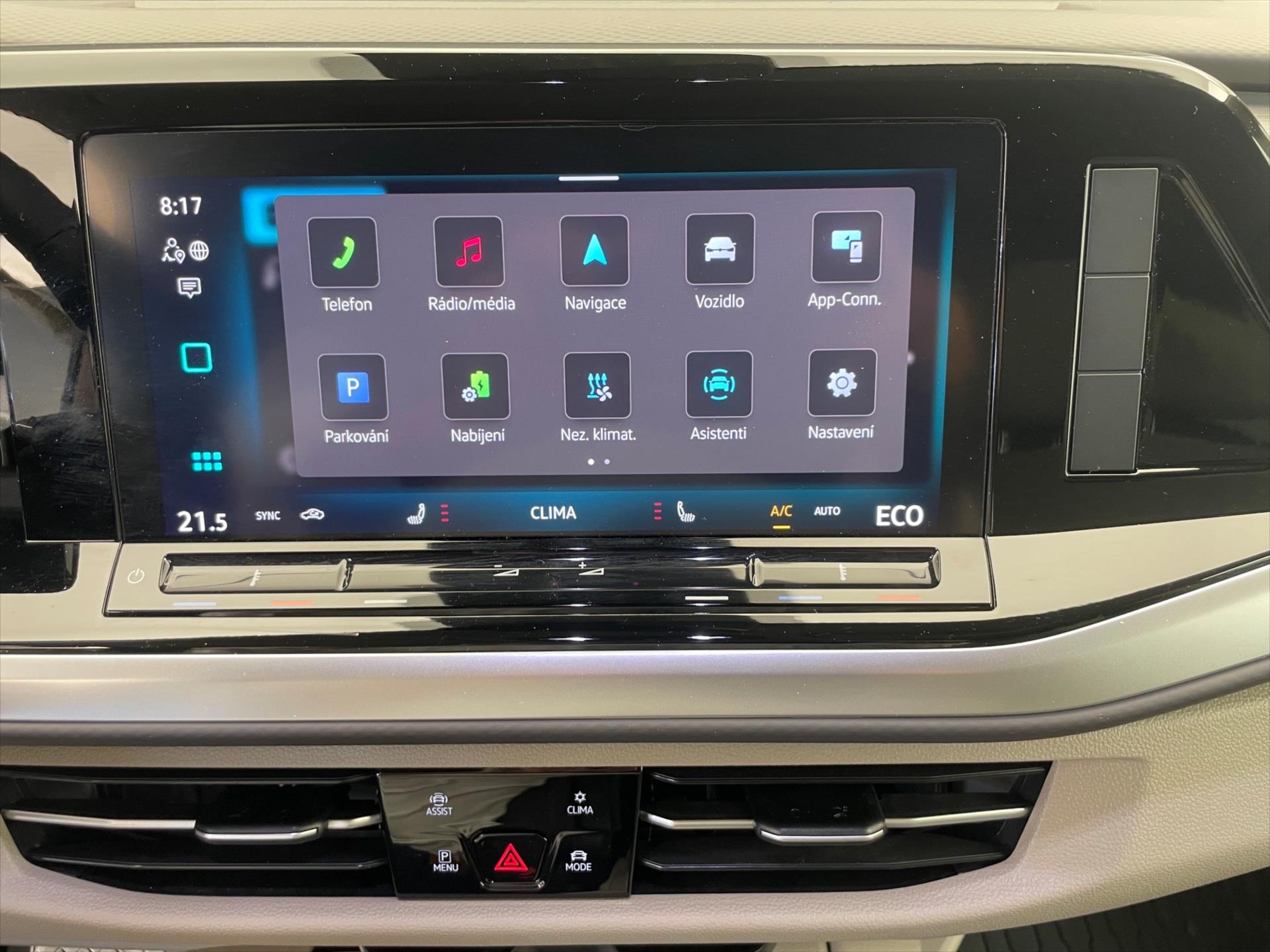 volkswagen-multivan-long-life-1-5-tsi-phev-4mot - 9