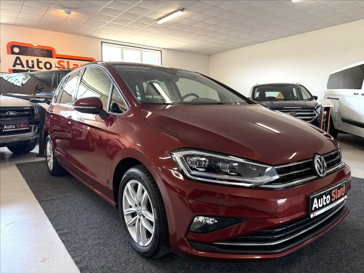 volkswagen-golf-sportsvan-1-5-tsi-nez-topeni-po-servisu - 1