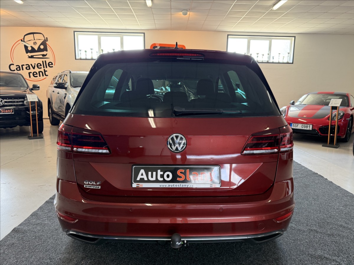 volkswagen-golf-sportsvan-1-5-tsi-nez-topeni-po-servisu - 7