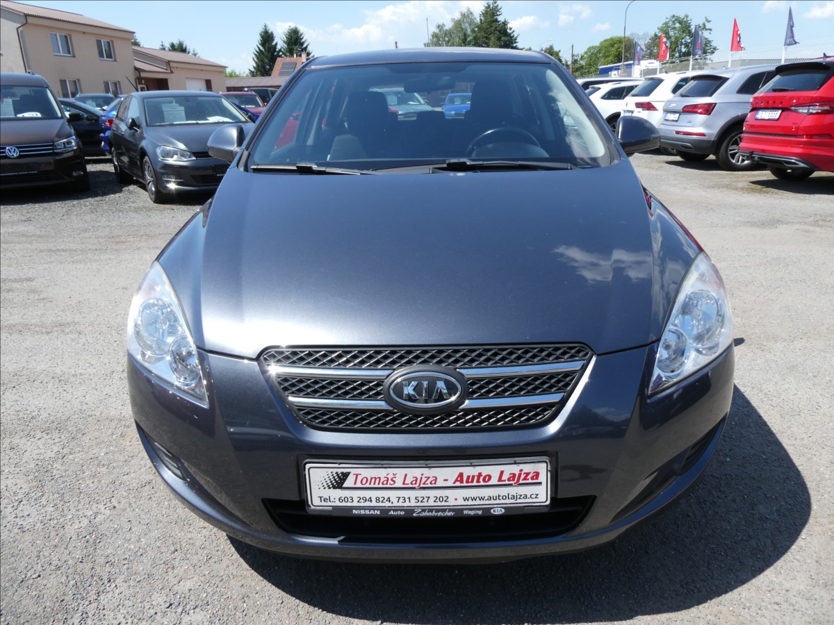 kia-ceed-1-4-i-80kw-klima-1-majitel - 1