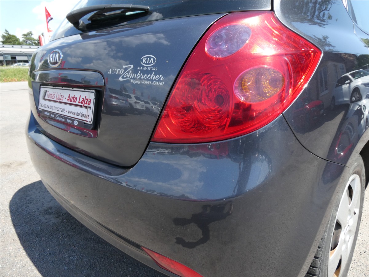 kia-ceed-1-4-i-80kw-klima-1-majitel - 8