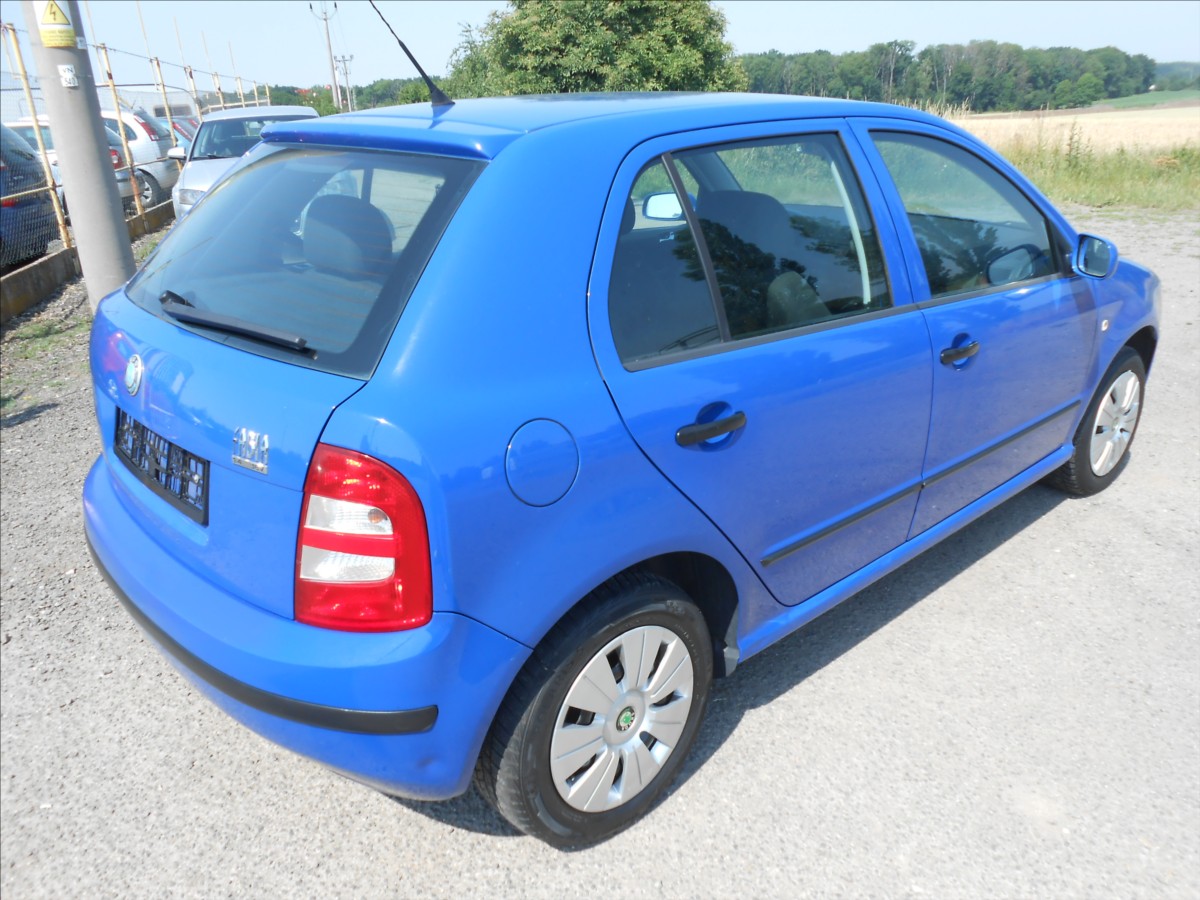 skoda-fabia-1-4-i-16-v-55-kw-serviska - 2