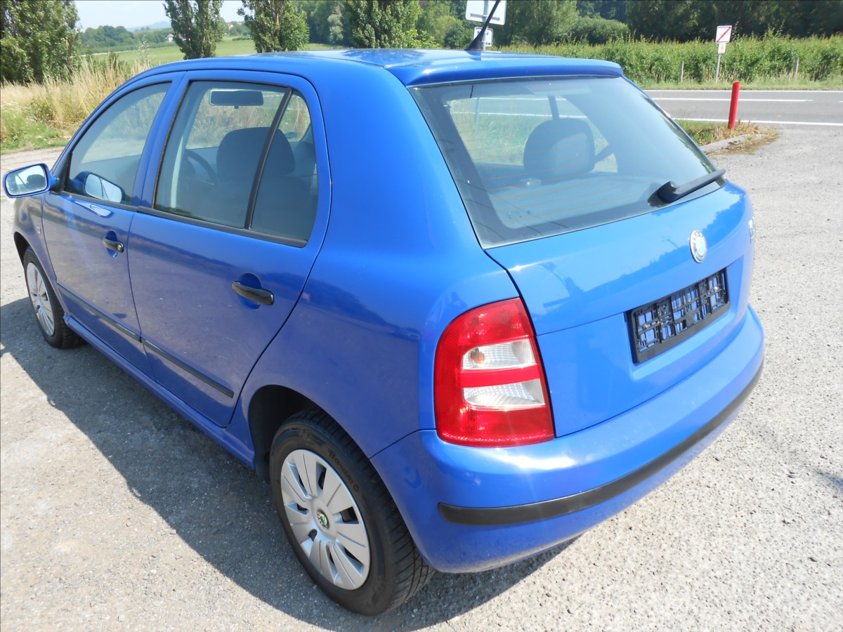 skoda-fabia-1-4-i-16-v-55-kw-serviska - 3