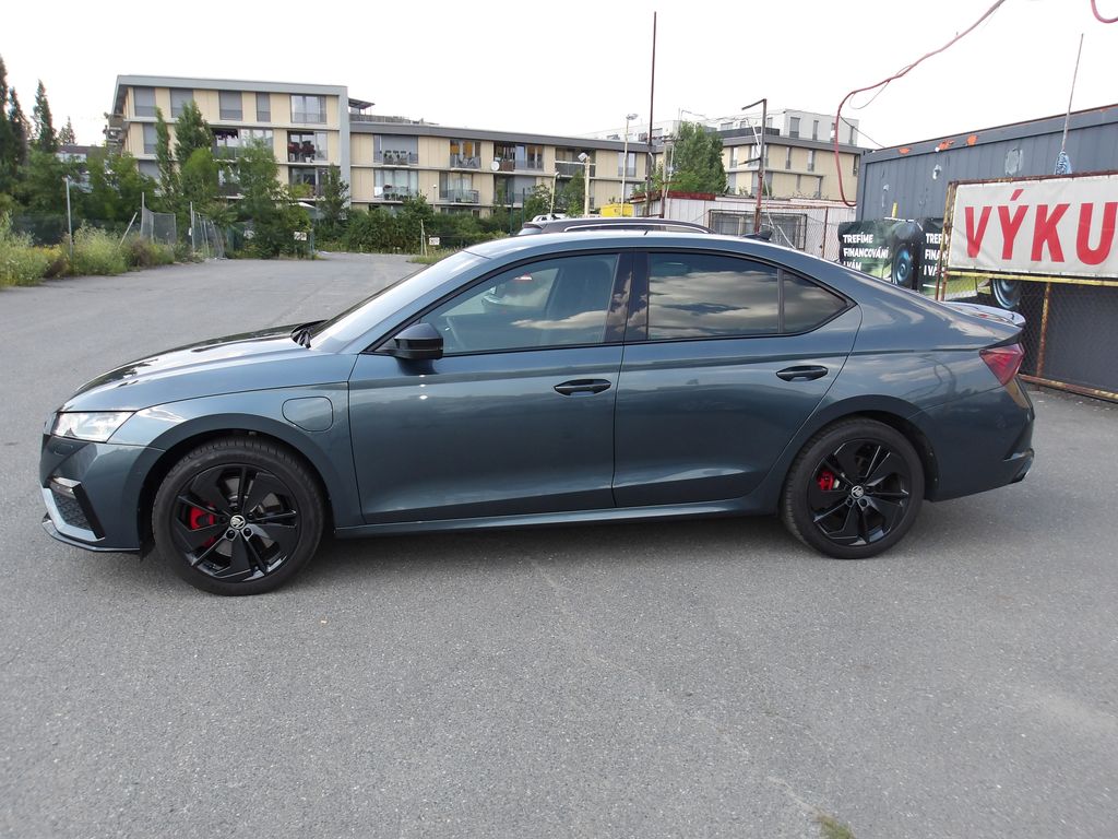 skoda-octavia-1-4tsi-pluginhybrid-1-maj - 5