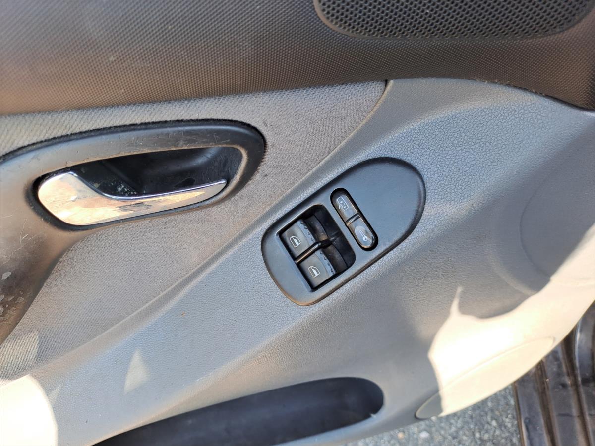 seat-leon-1-4-i - 9