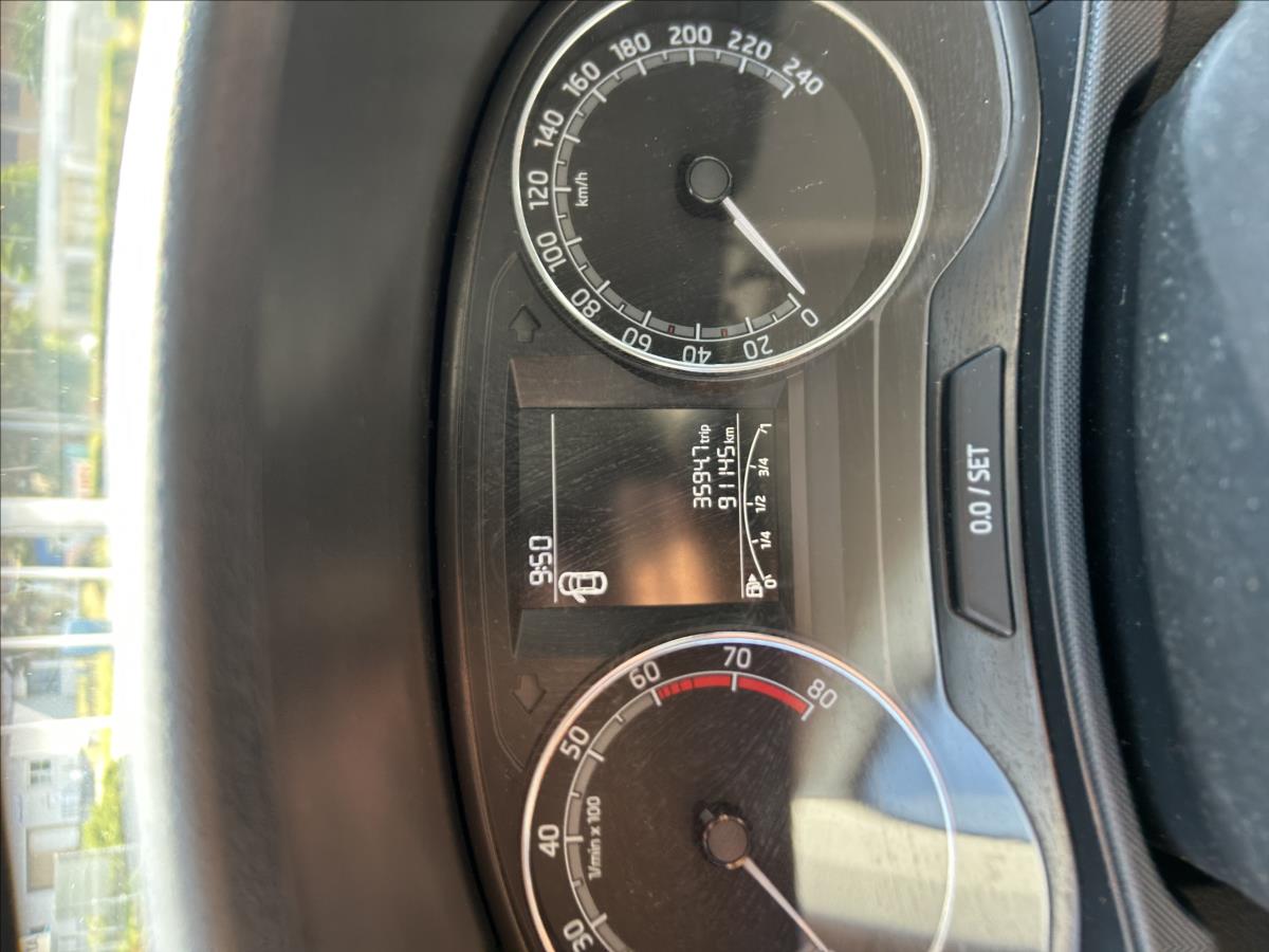 skoda-yeti-1-2-tsi-81kw-serviska - 6