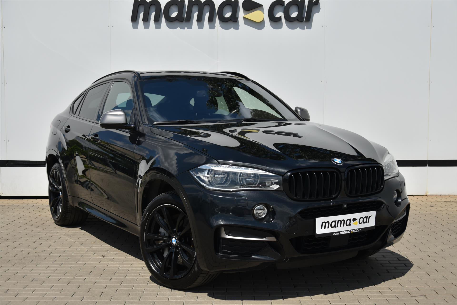 BMW X6 xDrive M50d 280kW SERVIS.KNIHA