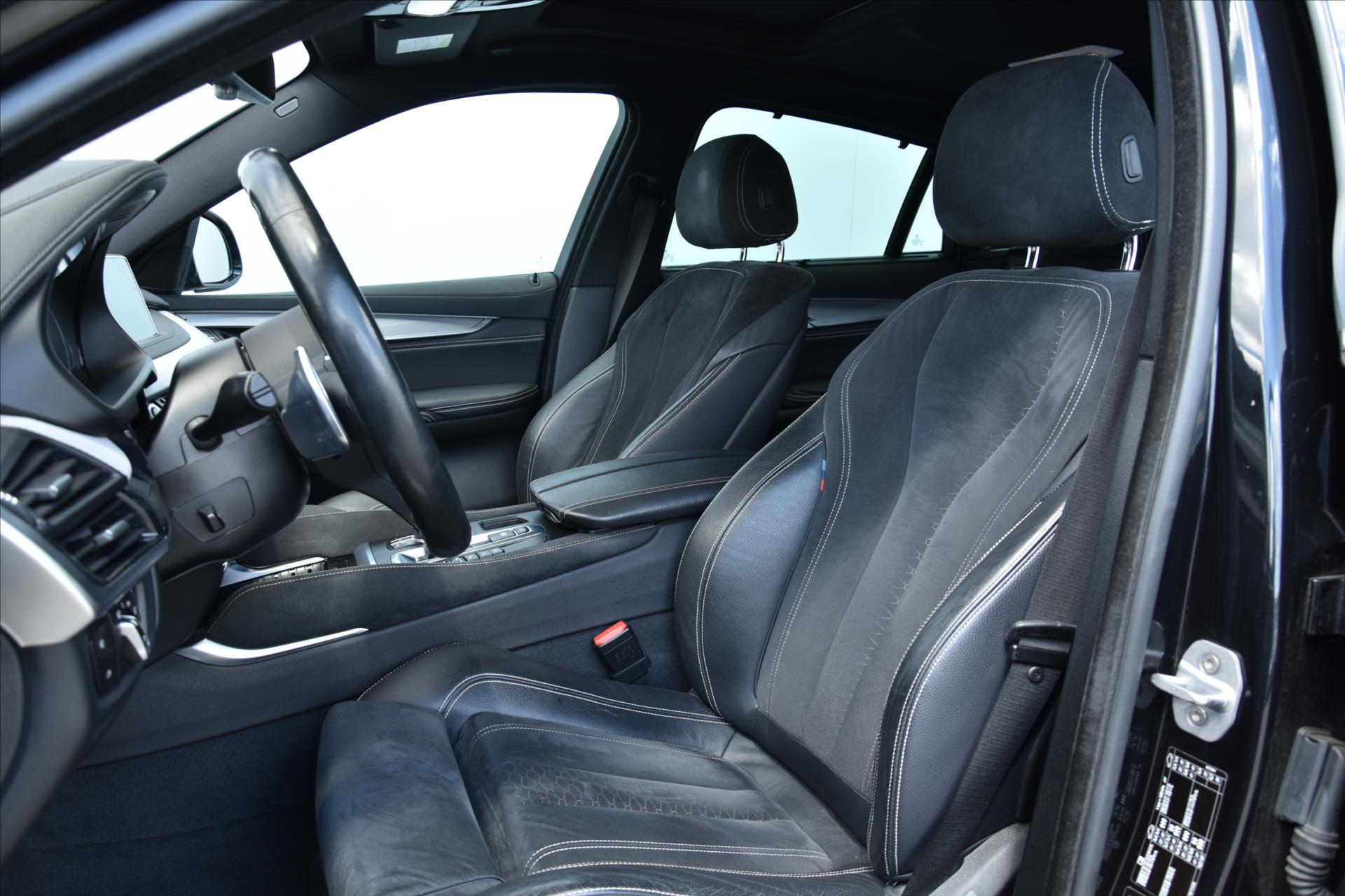 bmw-x6-xdrive-m50d-280kw-servis-kniha - 9
