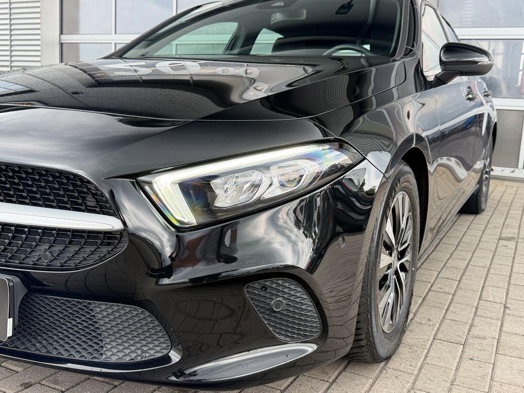 mercedes-benz-tridy-a-180d - 8