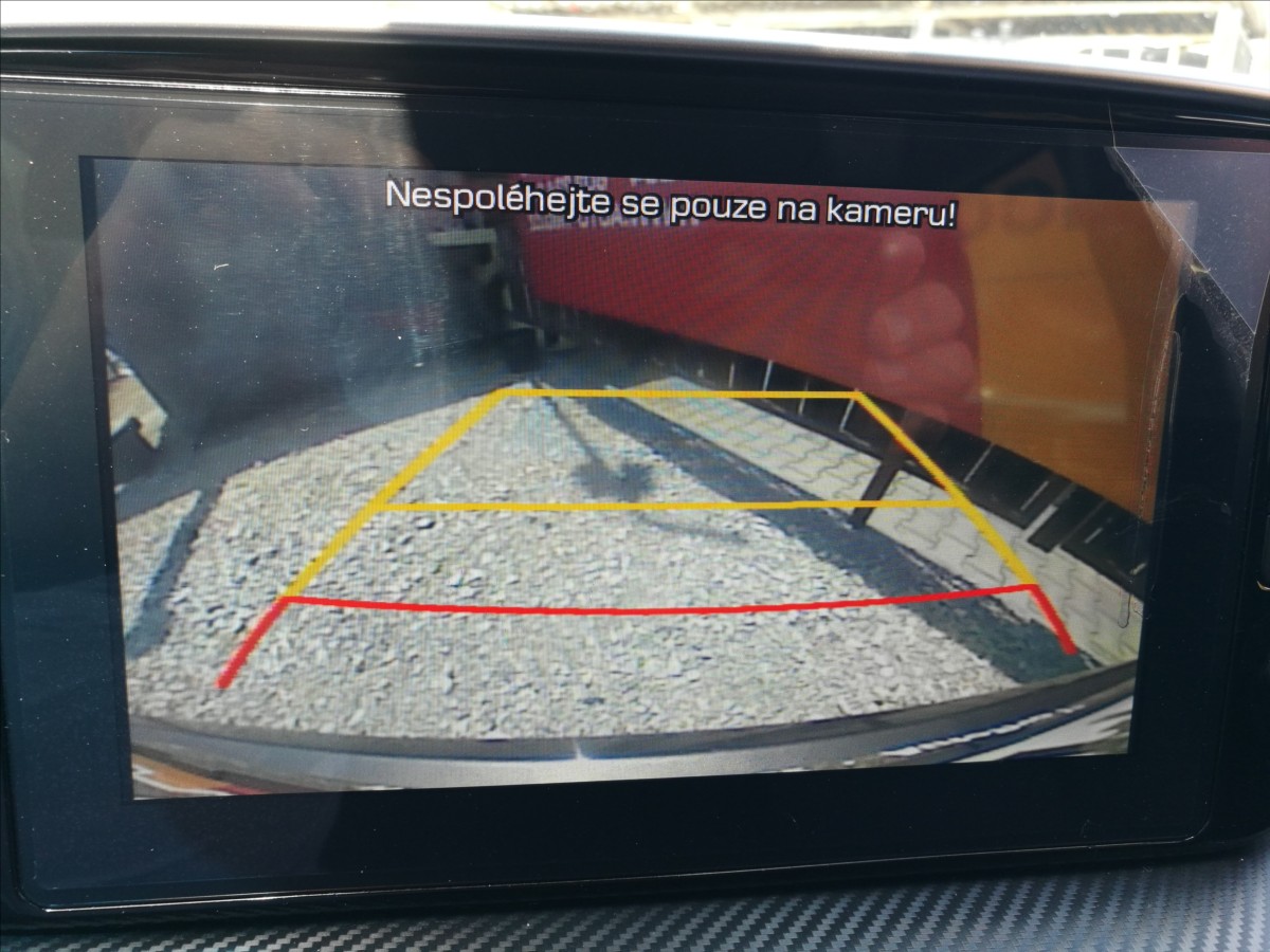 hyundai-tucson-1-6-t-gdi-1-majitel-trikolor - 9