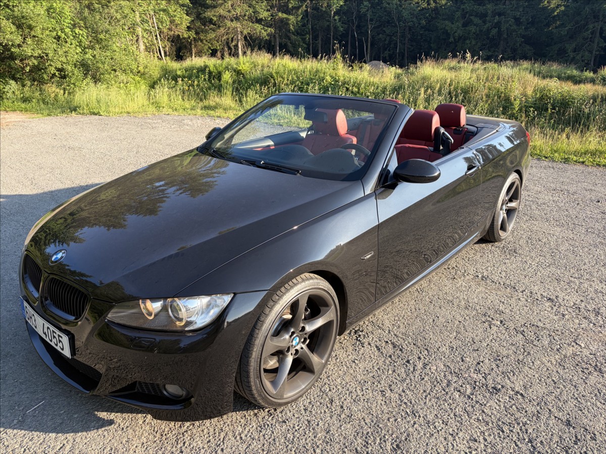 BMW Řada 3 3,0 335i M-paket, nehavarováno