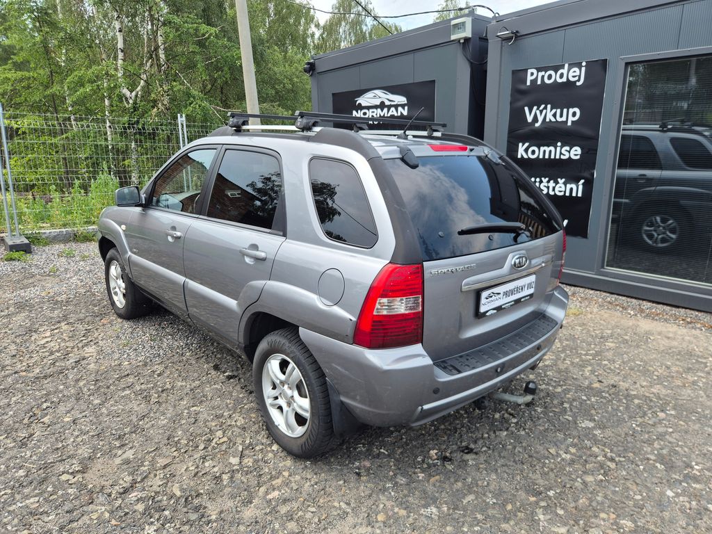 kia-sportage-2-0i-104kw-4x4-klima-tazne - 4