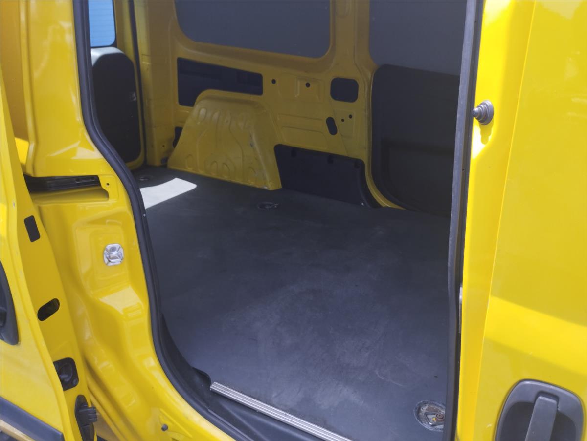 fiat-doblo-1-2-70kw - 8