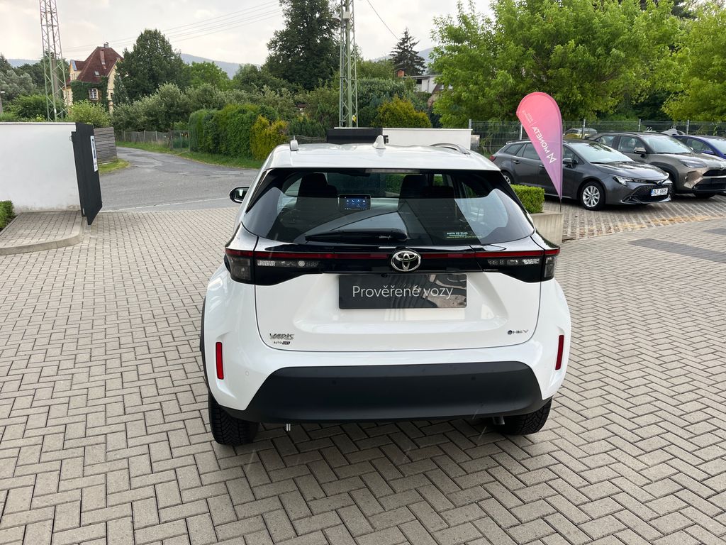 toyota-yaris-cross-1-5-hybrid-e-cvt-comfort - 4