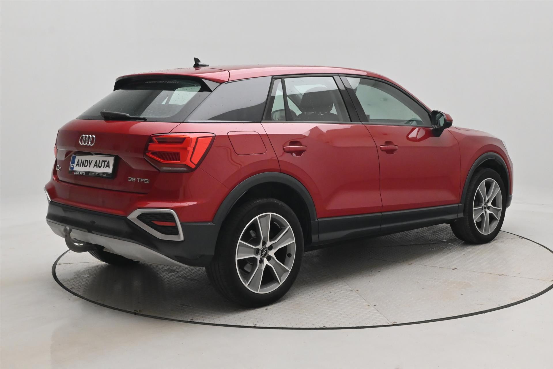 audi-q2-1-5-35-tfsi-110-kw-s-tronic-zaruka-az-5-let - 4