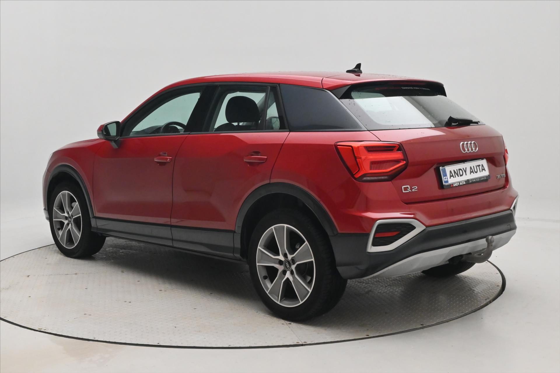 audi-q2-1-5-35-tfsi-110-kw-s-tronic-zaruka-az-5-let - 6