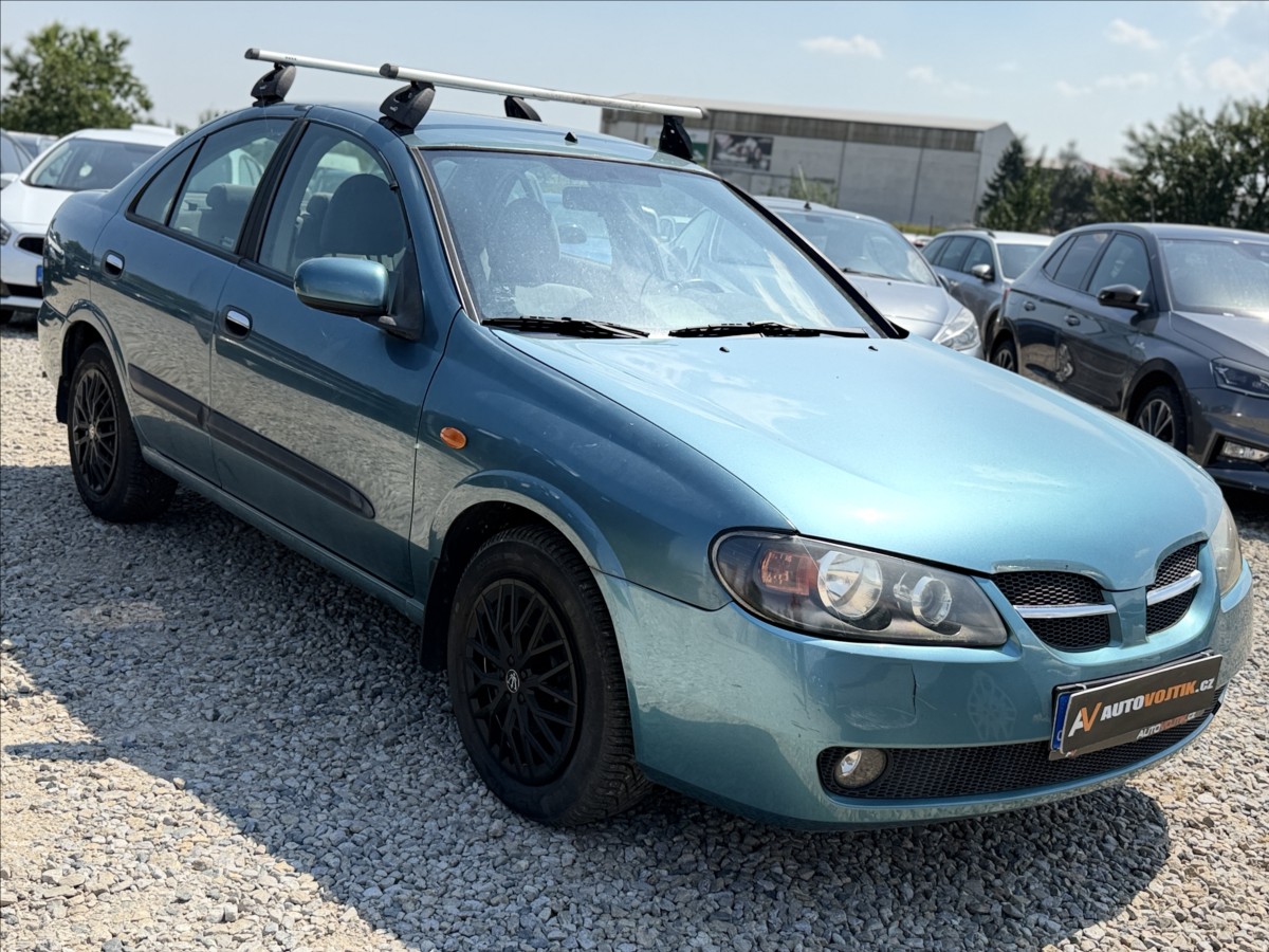 nissan-almera-1-8-i - 2