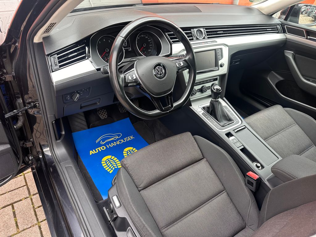 volkswagen-passat-1-4-tsi-110kw-comfortline - 8