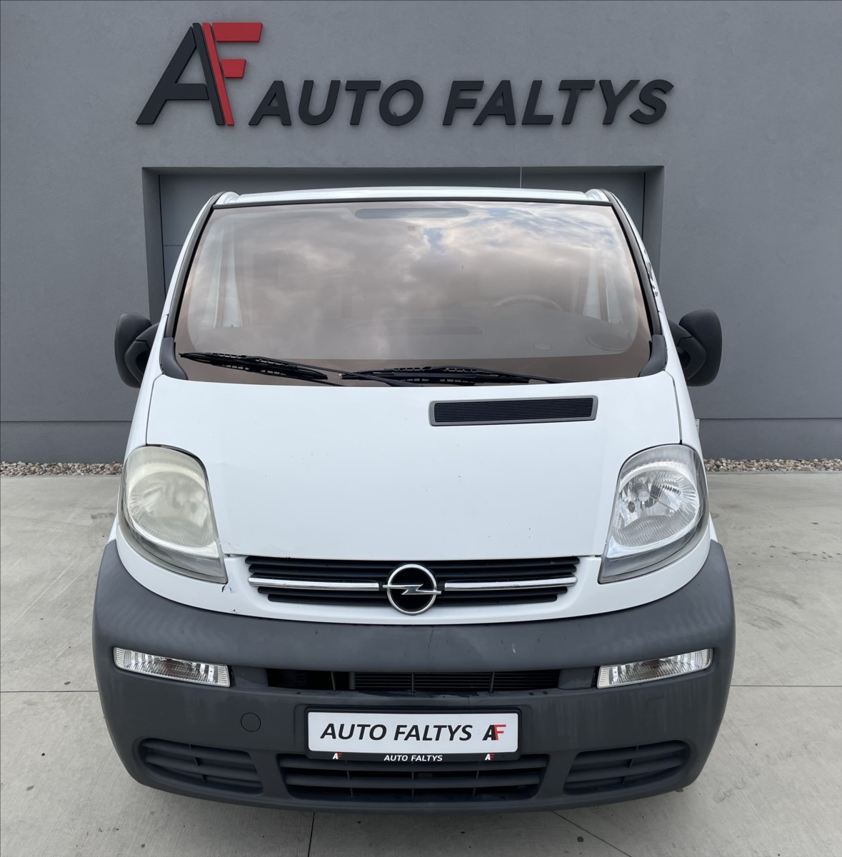 opel-vivaro-1-9-dci-74kw-9-mist - 7