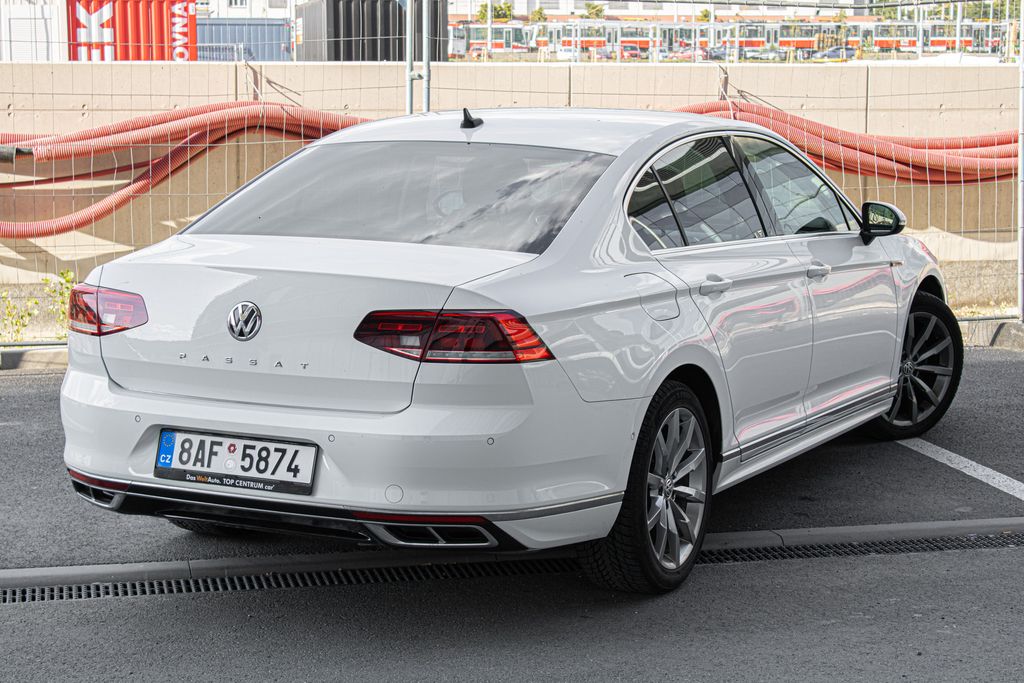 volkswagen-passat - 4