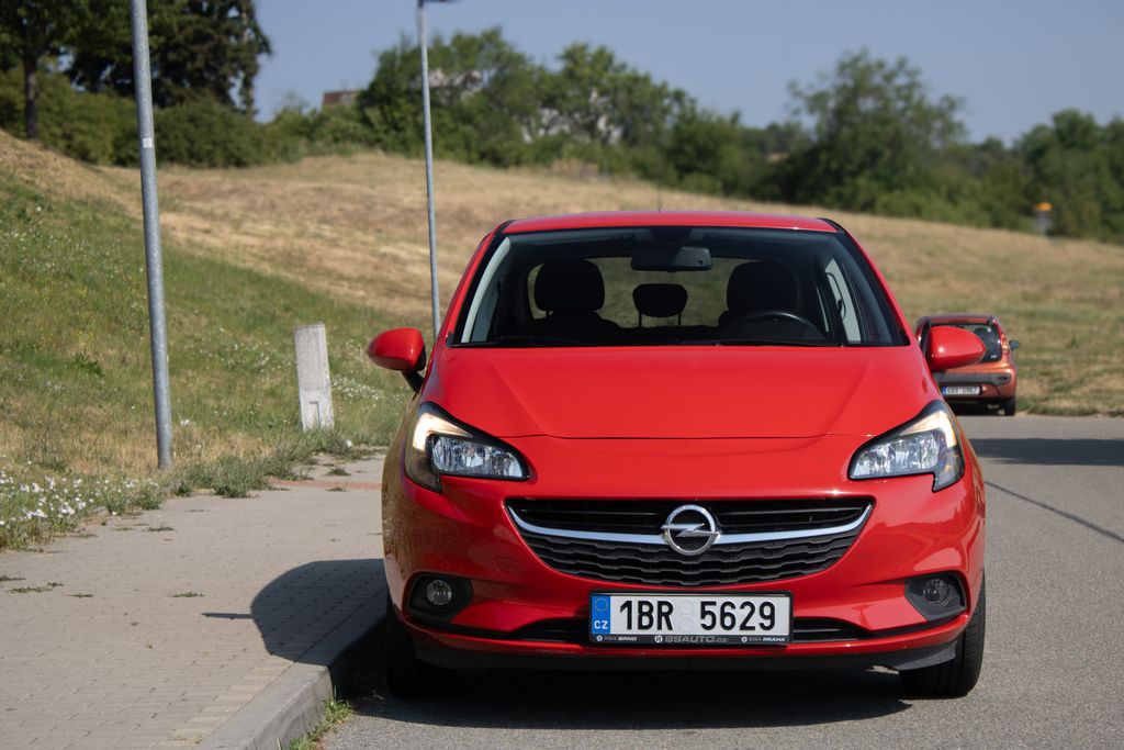 opel-corsa-pravidelne-servisovane-velice-pekne - 1