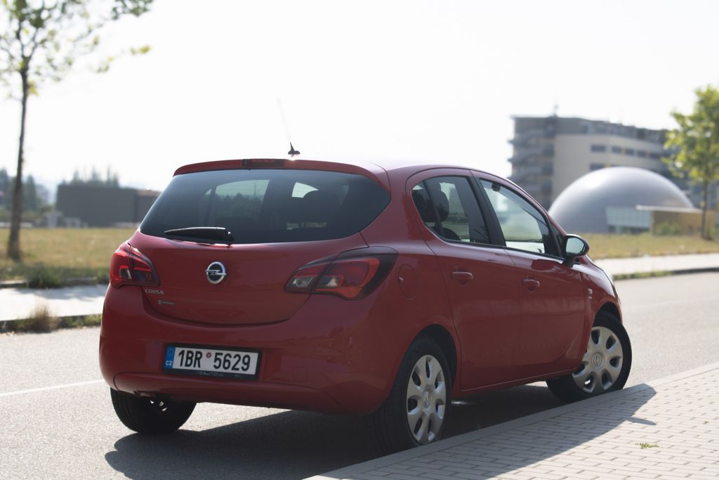 opel-corsa-pravidelne-servisovane-velice-pekne - 4