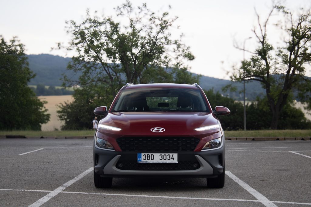 hyundai-kona-145-kw-zaruka-do-1-8-2028-tazne-automat - 1