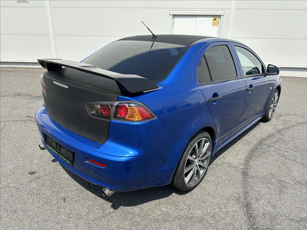mitsubishi-lancer-1-6-1-majitel-top-stav - 2