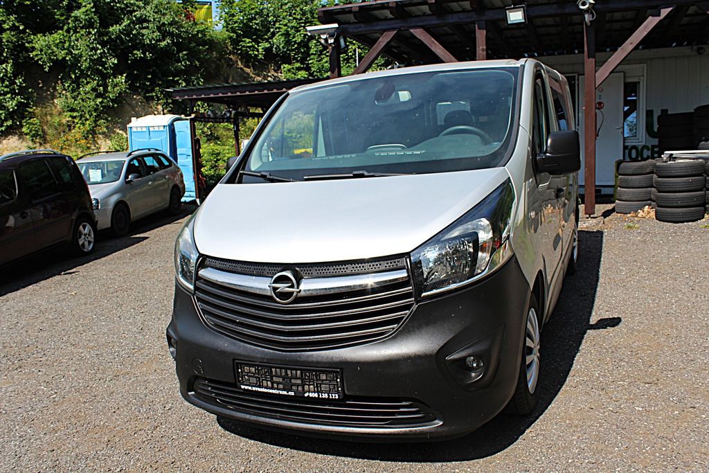 Opel Vivaro 1.6 BiCDTi 103 kW 5.míst