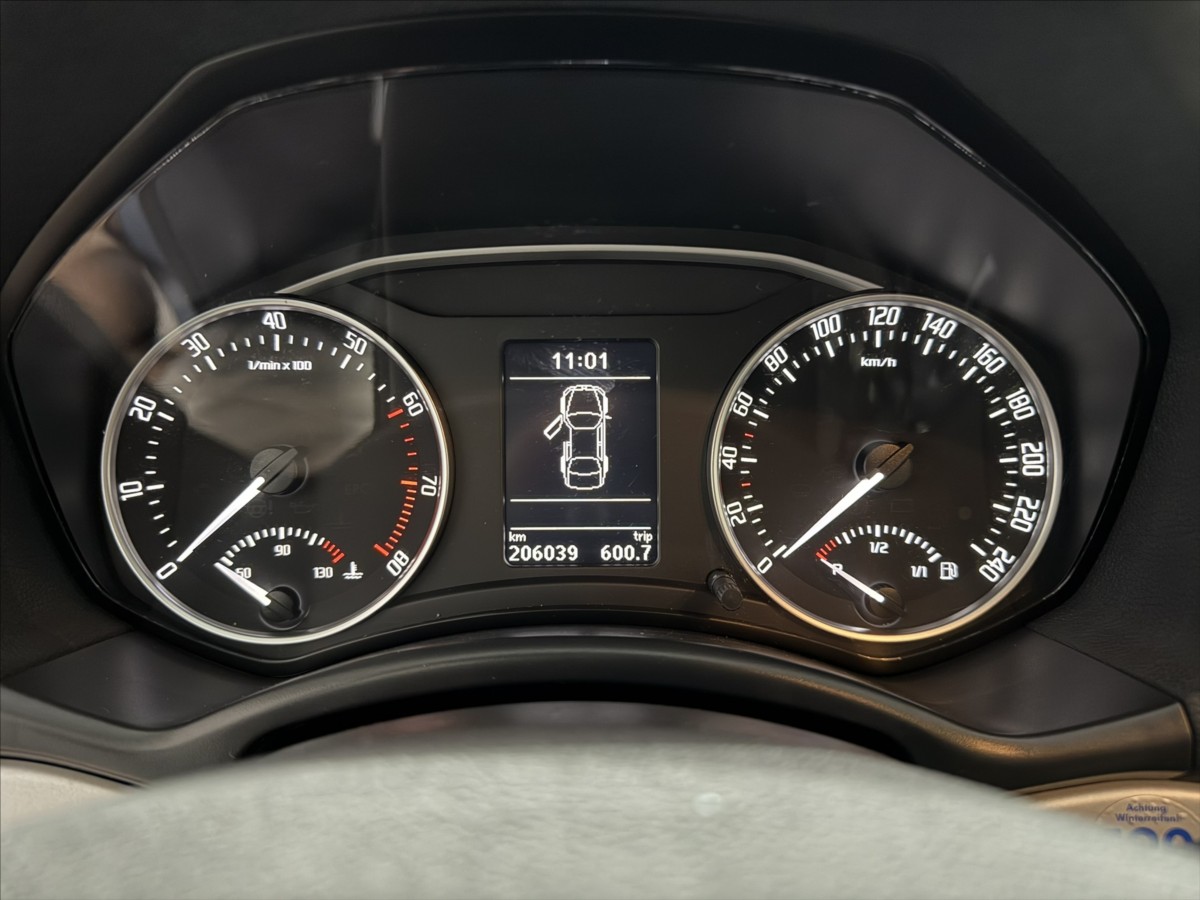 skoda-octavia-1-4-tsi-style-xenon-servis - 9