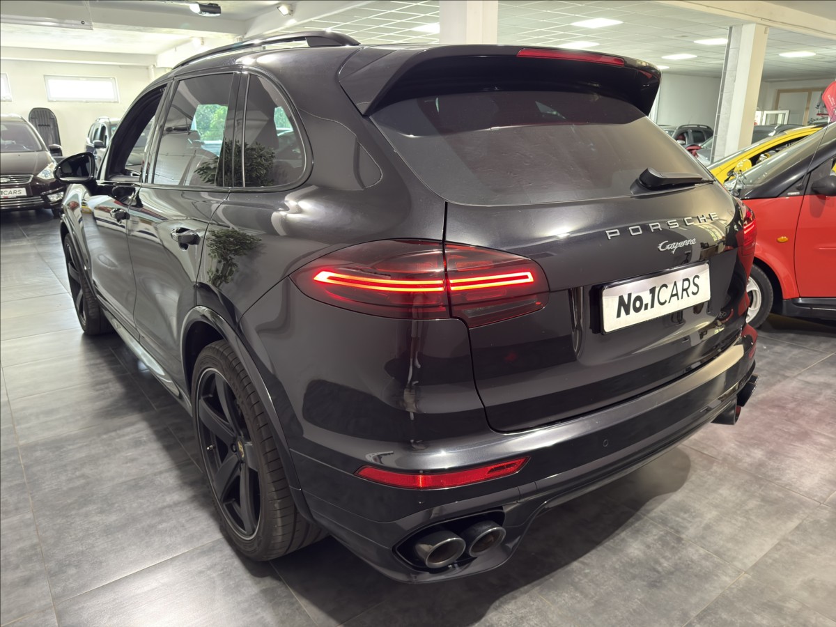 porsche-cayenne-3-0-d-vzduch-pano-bose-360 - 3